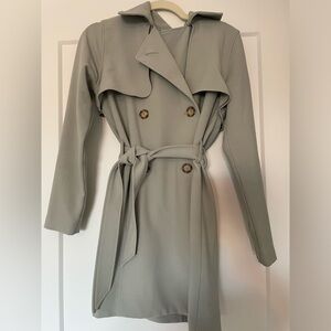 Abercrombie & Fitch Light Green Trench Coat - Size S